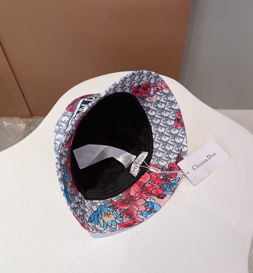 Christian Dior Bucket Hat Pink/White Hat