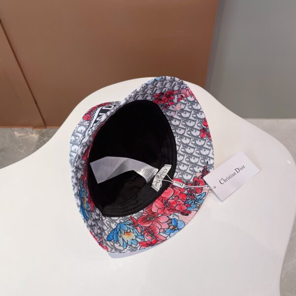 Christian Dior Bucket Hat Pink/White Hat
