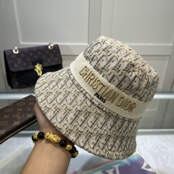 Christian Dior Dioresort Big Brim Hat Beige Hat