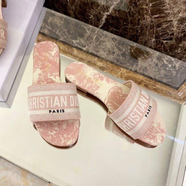 Christian Dior Dway Slide Peony Pink Toile De Jouy Embroidered Cotton Pink For Women CD KCQ209TJE_S61W