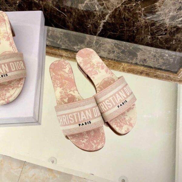 Christian Dior Dway Slide Peony Pink Toile De Jouy Embroidered Cotton Pink For Women CD KCQ209TJE_S61W