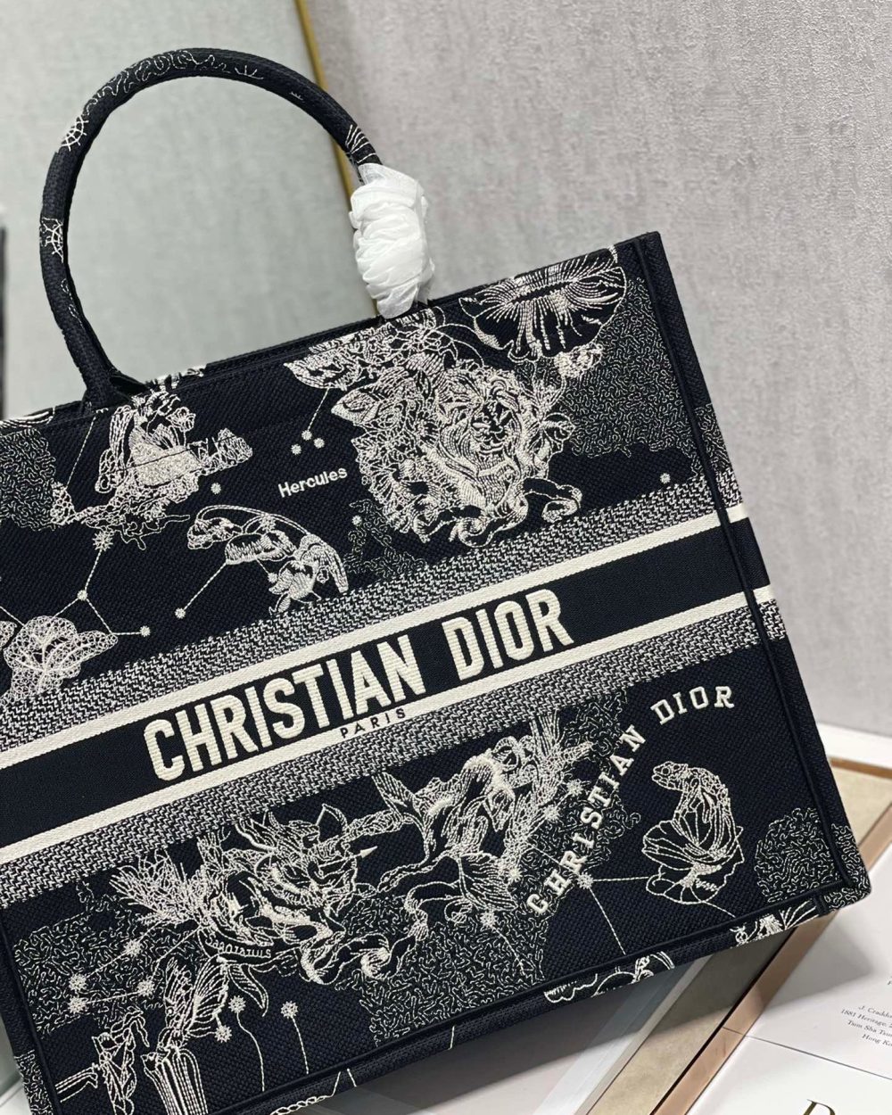 1:1 Replica Christian Dior Large Dior Book Tote Black And White, For Women, Women’s Handbags 16.5in/42cm CD