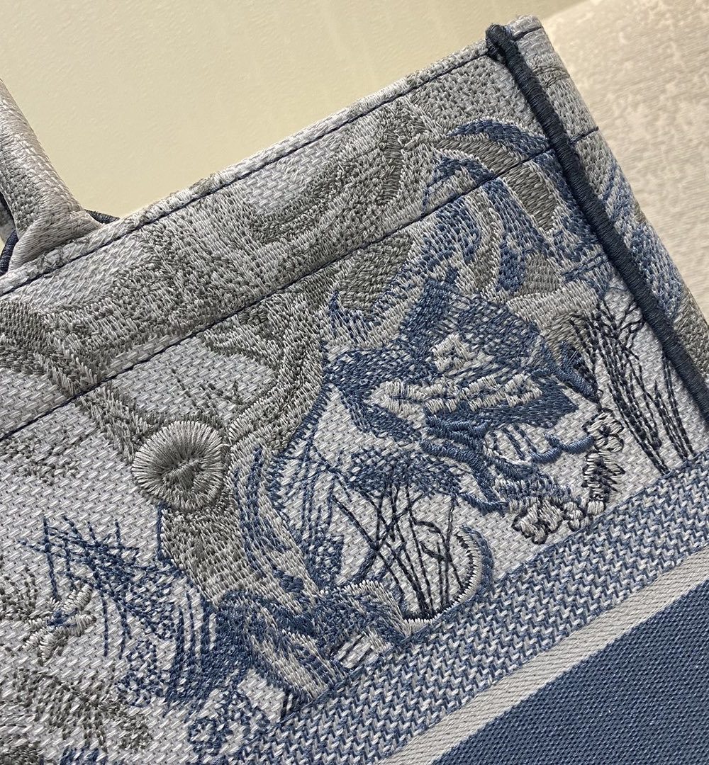 1:1 Replica Christian Dior Large Dior Book Tote Blue and White Cornely Embroidery, Blue, For Women Women’s Handbags, Shoulder Bags, 42cm CD M1286ZRGO_M928