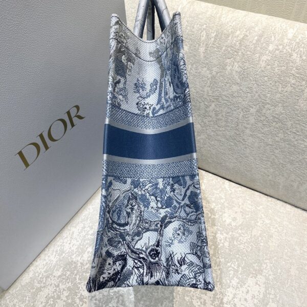 1:1 Replica Christian Dior Large Dior Book Tote Blue and White Cornely Embroidery, Blue, For Women Women’s Handbags, Shoulder Bags, 42cm CD M1286ZRGO_M928