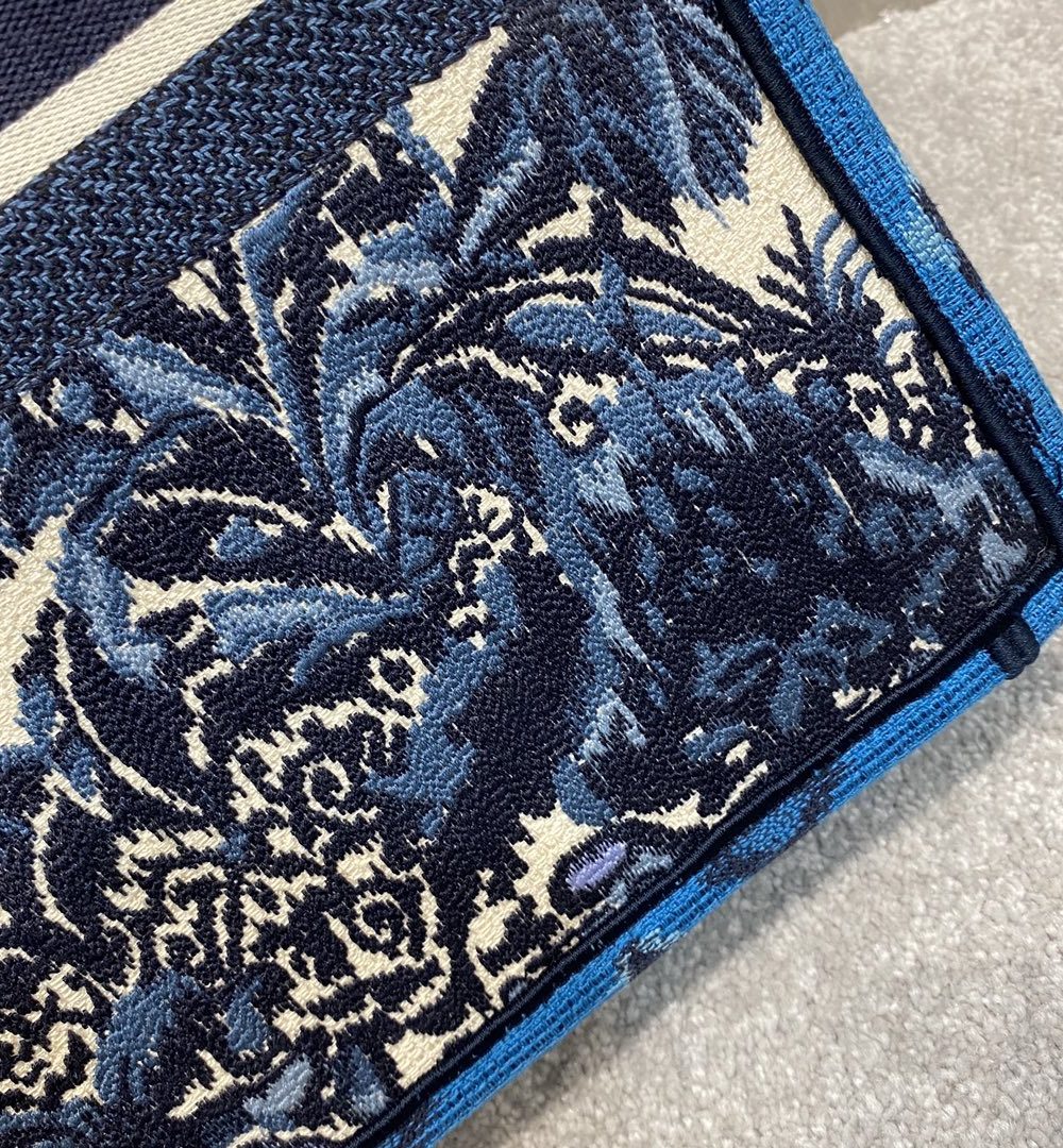 1:1 Replica Christian Dior Large Dior Book Tote Blue For Women 16.5in/42cm CD M1286ZRIW