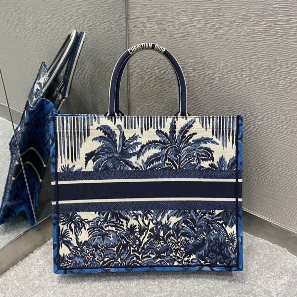 1:1 Replica Christian Dior Large Dior Book Tote Blue For Women 16.5in/42cm CD M1286ZRIW
