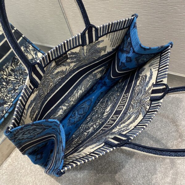 1:1 Replica Christian Dior Large Dior Book Tote Blue For Women 16.5in/42cm CD M1286ZRIW