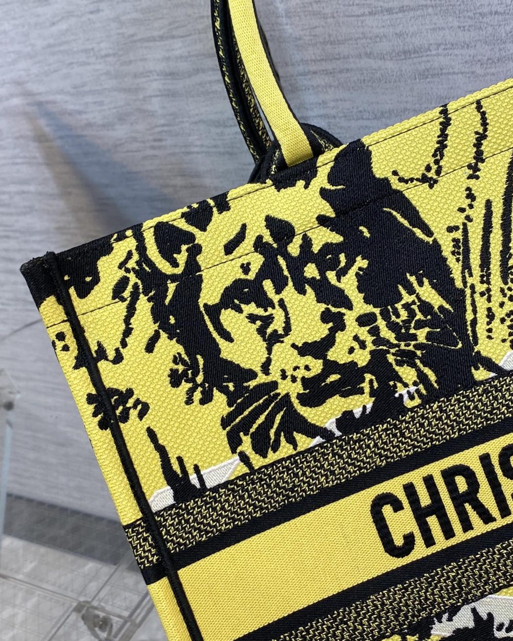 1:1 Replica Christian Dior Large Dior Book Tote Bright Yellow and Pink D-Jungle Pop Embroidery, Yellow/Pink, For Women Women’s Handbags, 41cm CD M1286ZRON_M886