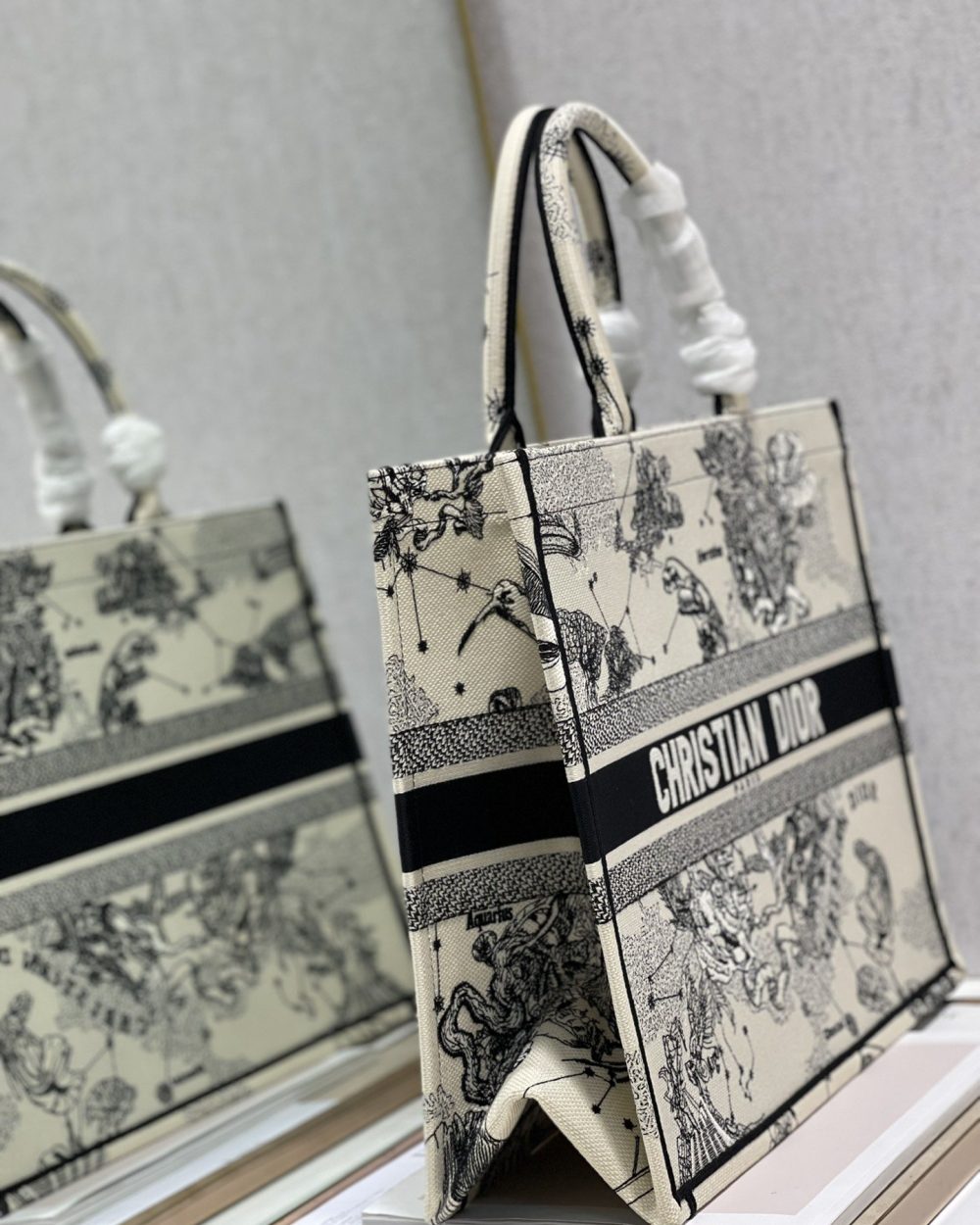 1:1 Replica Christian Dior Large Dior Book Tote Dior Zodiac Embroidery, Black/Beige, For Women Women’s Handbags, 41cm CD