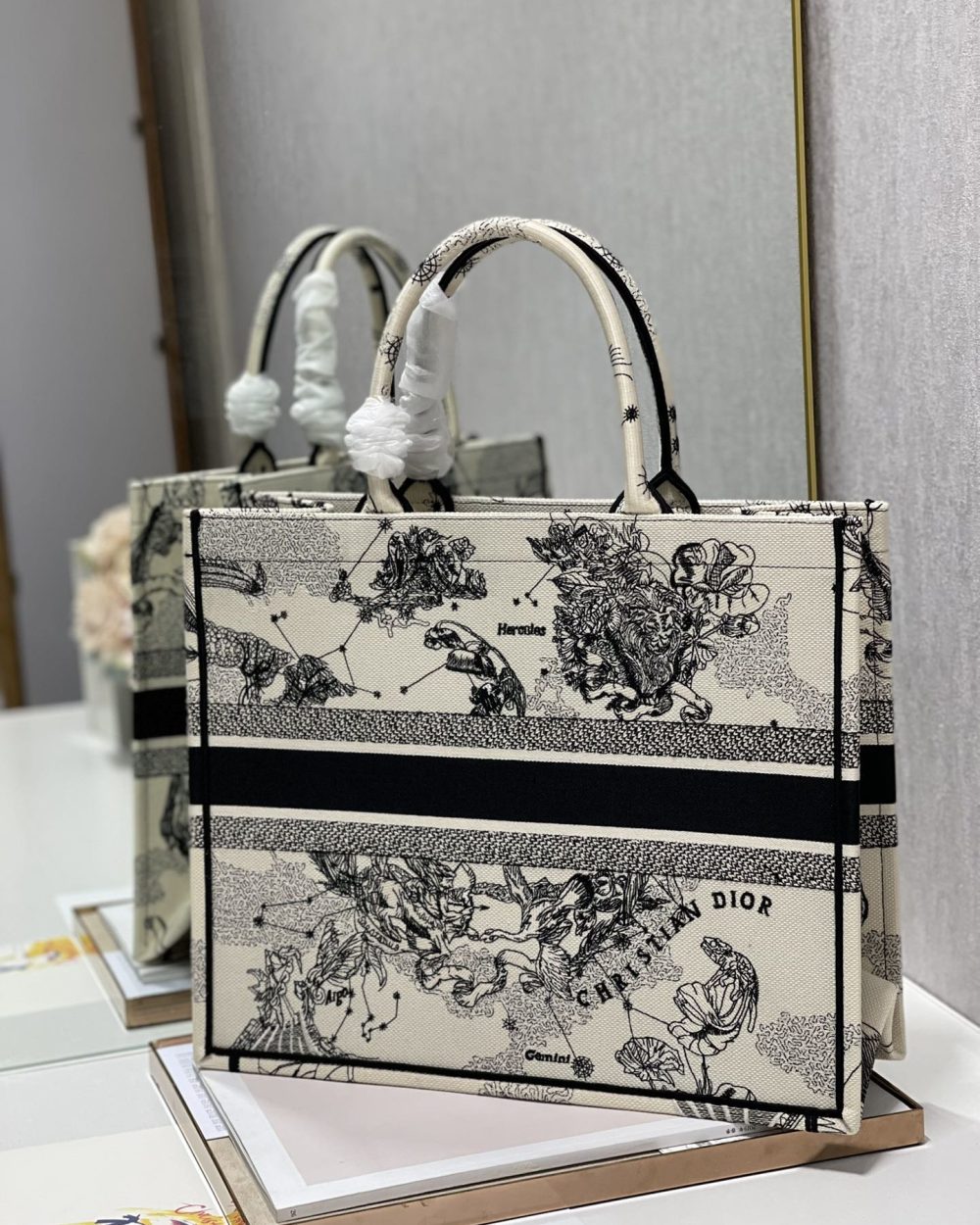 1:1 Replica Christian Dior Large Dior Book Tote Dior Zodiac Embroidery, Black/Beige, For Women Women’s Handbags, 41cm CD
