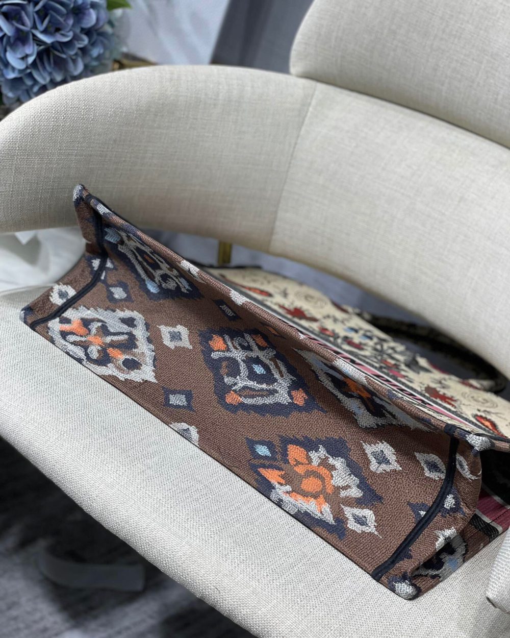 1:1 Replica Christian Dior Large Dior Book Tote Flowers Embroidery For Women 16.5in/42cm CD M1286ZRIW