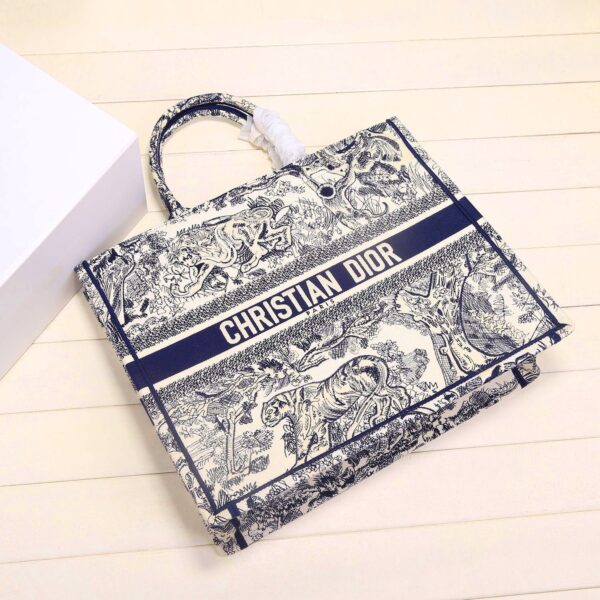 1:1 Replica Christian Dior Large Dior Book Tote For Women 16.5in/42cm CD M1286ZRIW