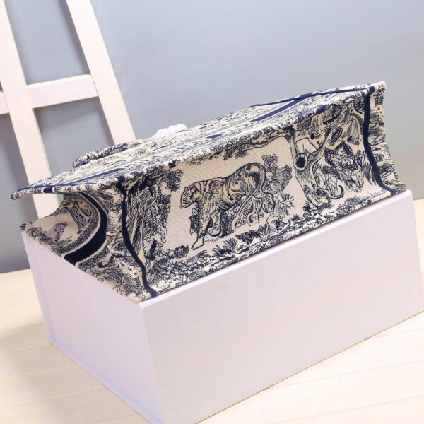 1:1 Replica Christian Dior Large Dior Book Tote For Women 16.5in/42cm CD M1286ZRIW