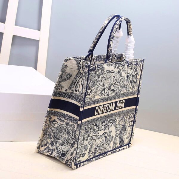 1:1 Replica Christian Dior Large Dior Book Tote For Women 16.5in/42cm CD M1286ZRIW