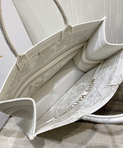 1:1 Replica Christian Dior Large Dior Book Tote Gold-Tone Dior Around The World Stella Embroidery, For Women Women’s Handbags, 42cm CD M1286ZTQL_M01E