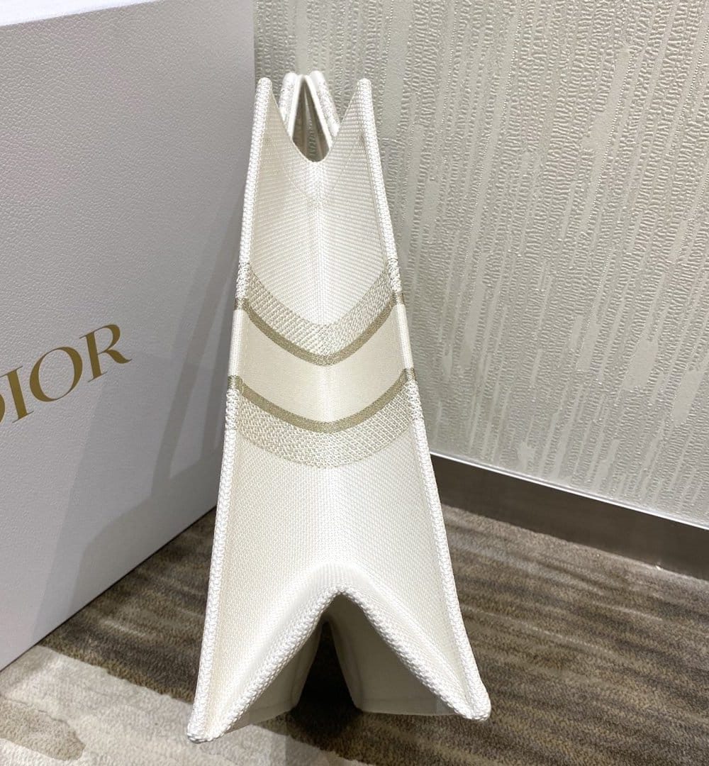 1:1 Replica Christian Dior Large Dior Book Tote Gold-Tone Dior Around The World Stella Embroidery, For Women Women’s Handbags, 42cm CD M1286ZTQL_M01E