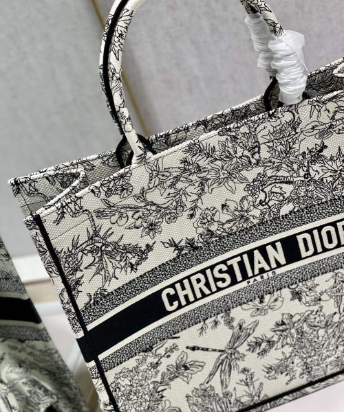 1:1 Replica Christian Dior Large Dior Book Tote Toile de Jouy Flowers Embroidery, Black/Beige, For Women Women’s Handbags, Shoulder Bags, 42cm CD M1286ZTQW_M808