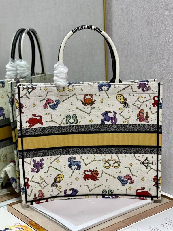 1:1 Replica Christian Dior Large Dior Book Tote White, For Women, Women’s Handbags 16.5in/42cm CD M1286ZRTY_M941
