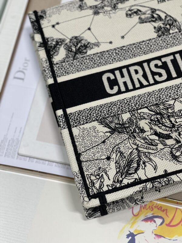 1:1 Replica Christian Dior Medium Dior Book Tote Bag, Black/White, For Women Women’s Handbags, Shoulder Bags, 36cm CD M1296ZRHZ_M941
