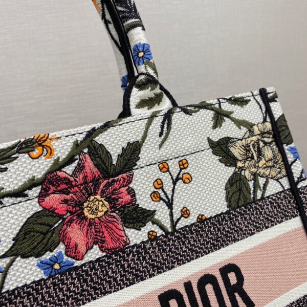 1:1 Replica Christian Dior Medium Dior Book Tote Bag By Maria Grazia Chiuri For Women 14in/36cm CD