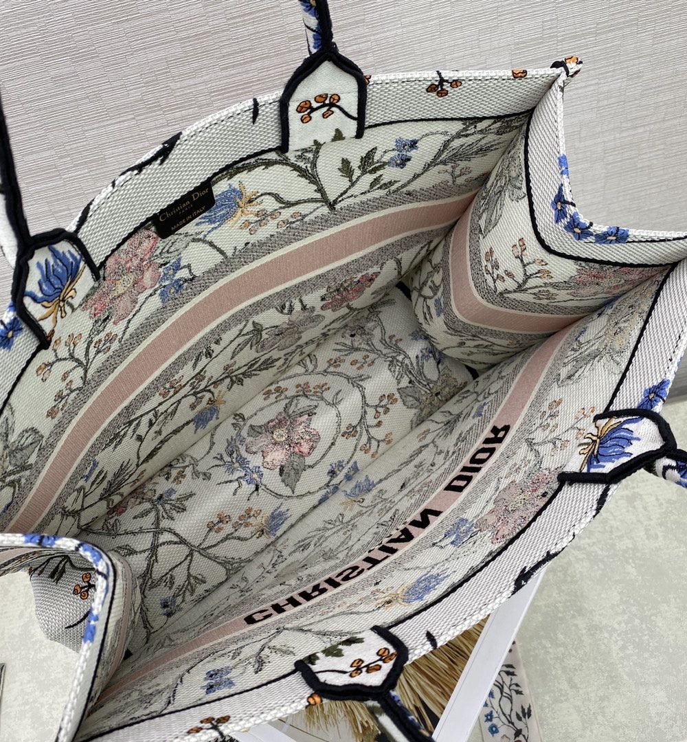 1:1 Replica Christian Dior Medium Dior Book Tote Bag By Maria Grazia Chiuri For Women 14in/36cm CD