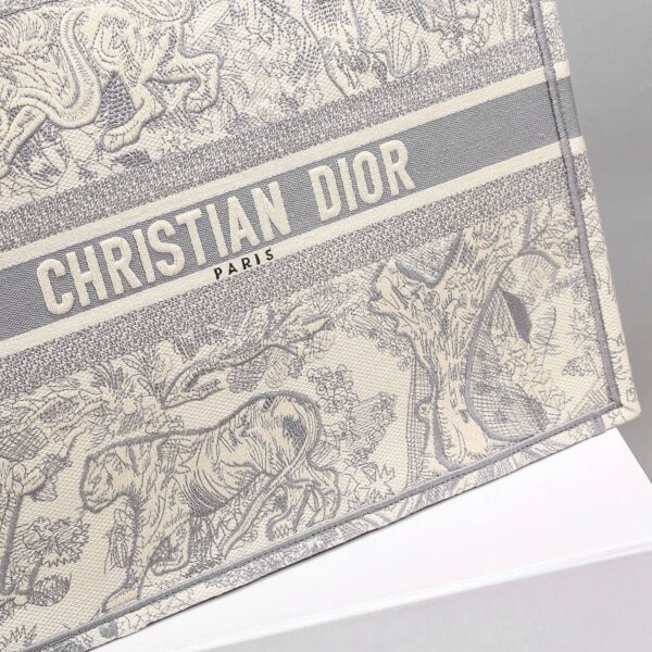 1:1 Replica Christian Dior Medium Dior Book Tote Bag By Maria Grazia Chiuri Grey For Women 14in/36cm CD M1296ZTDT_M932