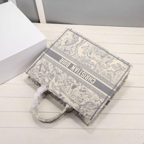 1:1 Replica Christian Dior Medium Dior Book Tote Bag By Maria Grazia Chiuri Grey For Women 14in/36cm CD M1296ZTDT_M932