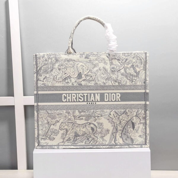 1:1 Replica Christian Dior Medium Dior Book Tote Bag By Maria Grazia Chiuri Grey For Women 14in/36cm CD M1296ZTDT_M932