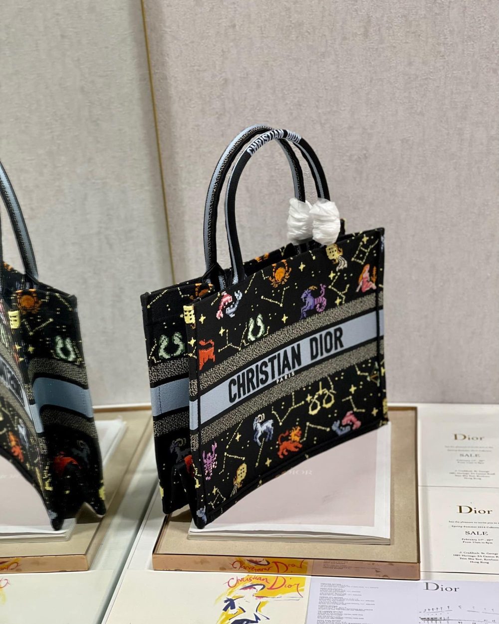 1:1 Replica Christian Dior Medium Dior Book Tote Black Multicolor, For Women, Women’s Handbags 14in/36cm CD M1296ZRTY_M911