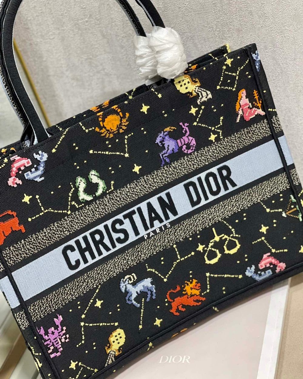 1:1 Replica Christian Dior Medium Dior Book Tote Black Multicolor, For Women, Women’s Handbags 14in/36cm CD M1296ZRTY_M911