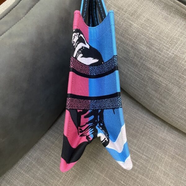 1:1 Replica Christian Dior Medium Dior Book Tote Bright Blue and Bright Pink D-Jungle Pop Embroidery, Blue/Pink, For Women Women’s Handbags, 36cm CD M1296ZRON_M888