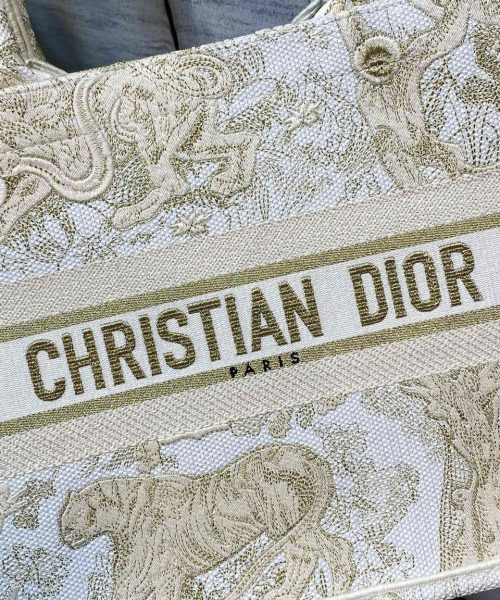1:1 Replica Christian Dior Medium Dior Book Tote Gold-Tone Toile de Jouy Embroidery, Gold, For Women Women’s Handbags, 36cm CD M1296ZTQO_M01E