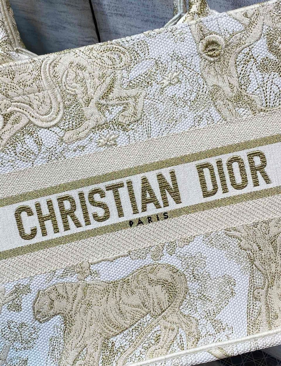 1:1 Replica Christian Dior Medium Dior Book Tote Gold-Tone Toile de Jouy Embroidery, Gold, For Women Women’s Handbags, 36cm CD M1296ZTQO_M01E