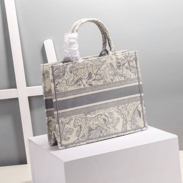 1:1 Replica Christian Dior Medium Dior Book Tote Gray, For Women, Women’s Handbags 14in/36cm CD M1296ZTDT_M932
