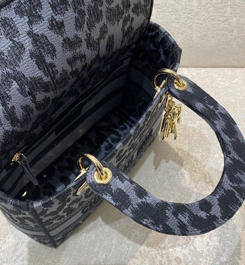 1:1 Replica Christian Dior Medium Dior Lady D-Lite Bag Blue and Black Mizza Embroidery, Blue and Black, For Women Women's Handbags, Crossbody Bags, 24cm CD M0565ORHM_M962
