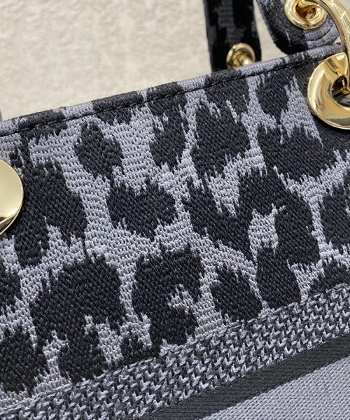 1:1 Replica Christian Dior Medium Dior Lady D-Lite Bag Blue and Black Mizza Embroidery, Blue and Black, For Women Women's Handbags, Crossbody Bags, 24cm CD M0565ORHM_M962