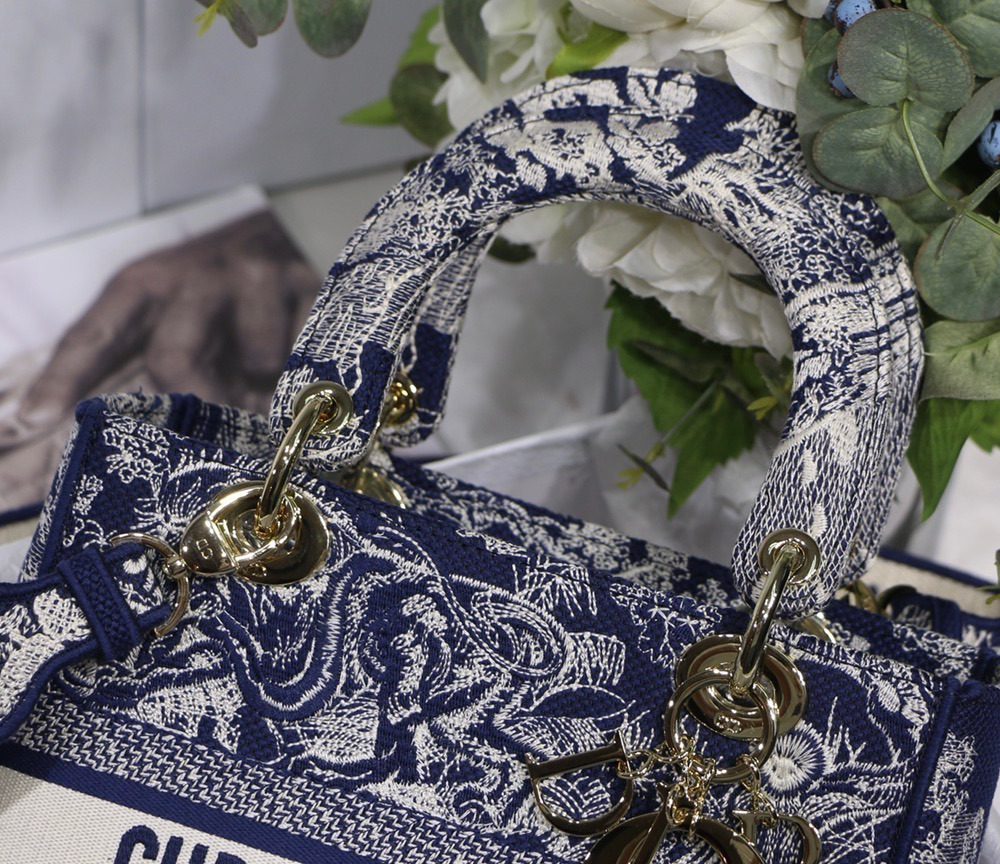 1:1 Replica Christian Dior Medium Lady D-Lite Bag Blue, For Women, Women’s Handbags 24cm/9.5in CD M0565ORGO_M928