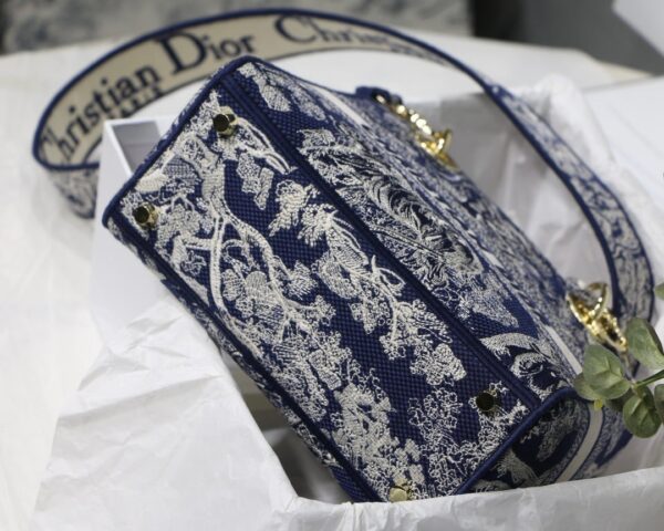 1:1 Replica Christian Dior Medium Lady D-Lite Bag Blue, For Women, Women’s Handbags 24cm/9.5in CD M0565ORGO_M928