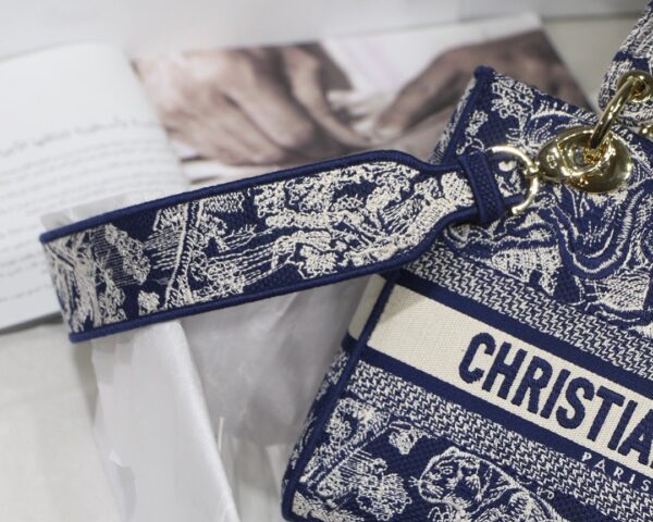 1:1 Replica Christian Dior Medium Lady D-Lite Bag Blue, For Women, Women’s Handbags 24cm/9.5in CD M0565ORGO_M928