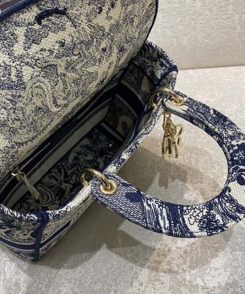 1:1 Replica Christian Dior Medium Lady D-Lite Bag Blue Toile de Jouy Reverse Embroidery, Blue, For Women Women's Handbags, Crossbody Bags, 24cm CD M0565ORGO_M928