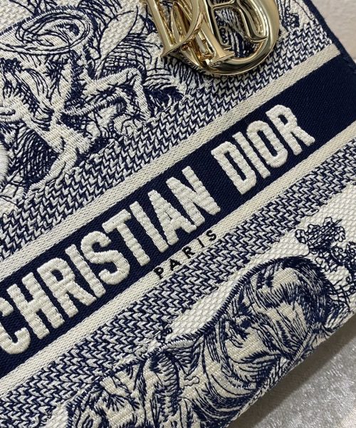 1:1 Replica Christian Dior Medium Lady D-Lite Bag Blue Toile de Jouy Reverse Embroidery, Blue, For Women Women's Handbags, Crossbody Bags, 24cm CD M0565ORGO_M928