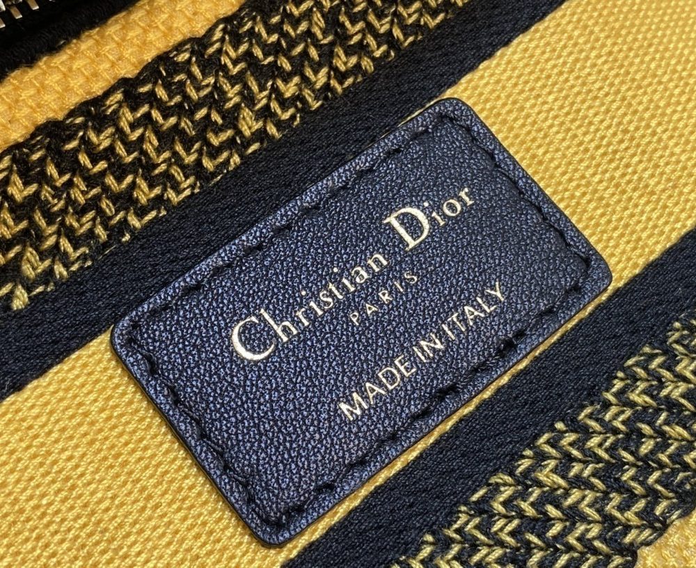 1:1 Replica Christian Dior Medium Lady D-Lite Bag D-Flower Pop Embroidery, Bright Yellow/Green, For Women Women's Handbags, 24cm CD M0565OROO_M886