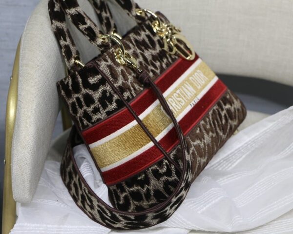 1:1 Replica Christian Dior Medium Lady D-Lite Bag, Leopard Brown, For Women Women's Handbags, Crossbody Bags, 24cm CD