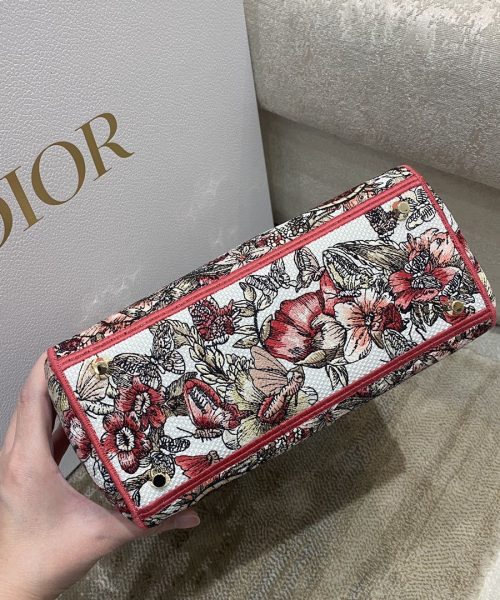 1:1 Replica Christian Dior Medium Lady D-Lite Bag Multicolor Butterfly Embroidery, Red/Latte, For Women Women's Handbags, 24cm CD M0565ORHQ_M884
