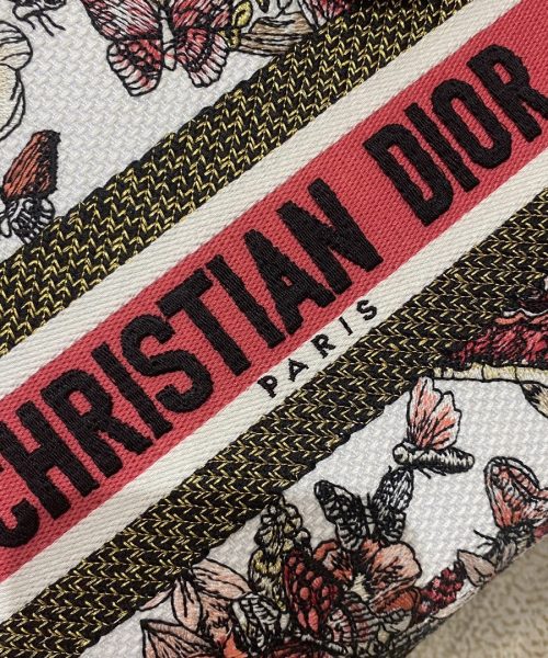 1:1 Replica Christian Dior Medium Lady D-Lite Bag Multicolor Butterfly Embroidery, Red/Latte, For Women Women's Handbags, 24cm CD M0565ORHQ_M884
