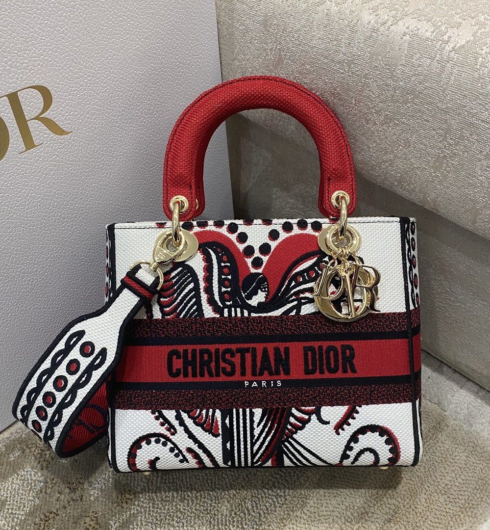 1:1 Replica Christian Dior Medium Lady D-Lite Bag Multicolor Cupidon Embroidery, Red/Latte, For Women Women's Handbags, 24cm CD M0565OTQG_M941