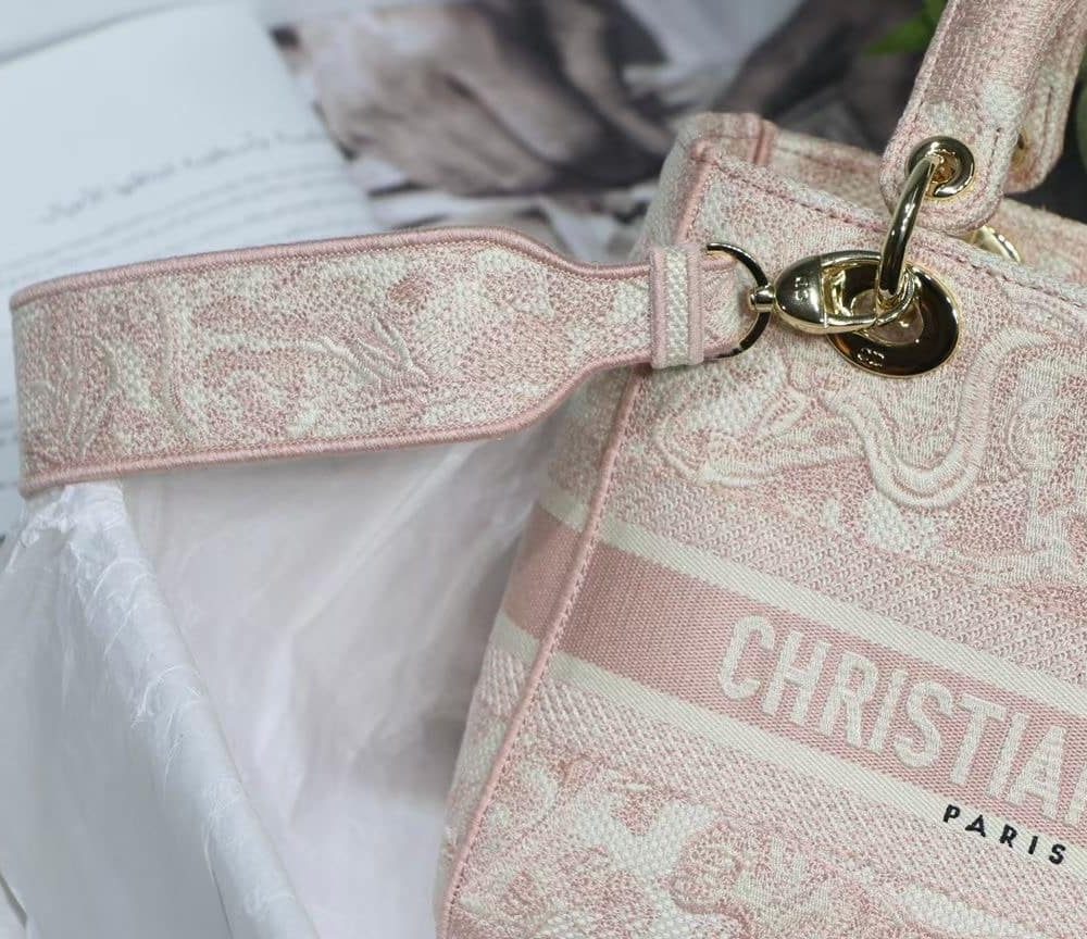 1:1 Replica Christian Dior Medium Lady D-Lite Bag Pink, For Women, Women’s Handbags 24cm/9.5in CD M0565OTDT_M912