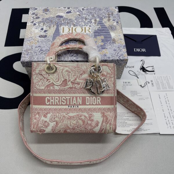 1:1 Replica Christian Dior Medium Lady D-Lite Bag Pink, For Women, Women’s Handbags 24cm/9.5in CD M0565OTDT_M912