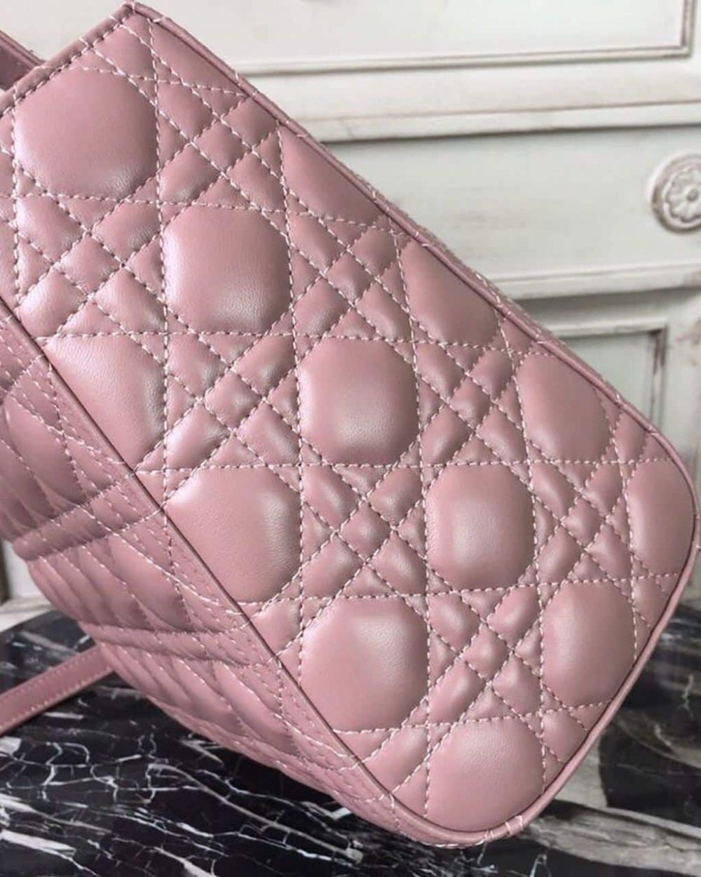 1:1 Replica Christian Dior Medium Lady Dior Bag Gold Toned Hardware Dusty Pink For Women 24cm/9in CD