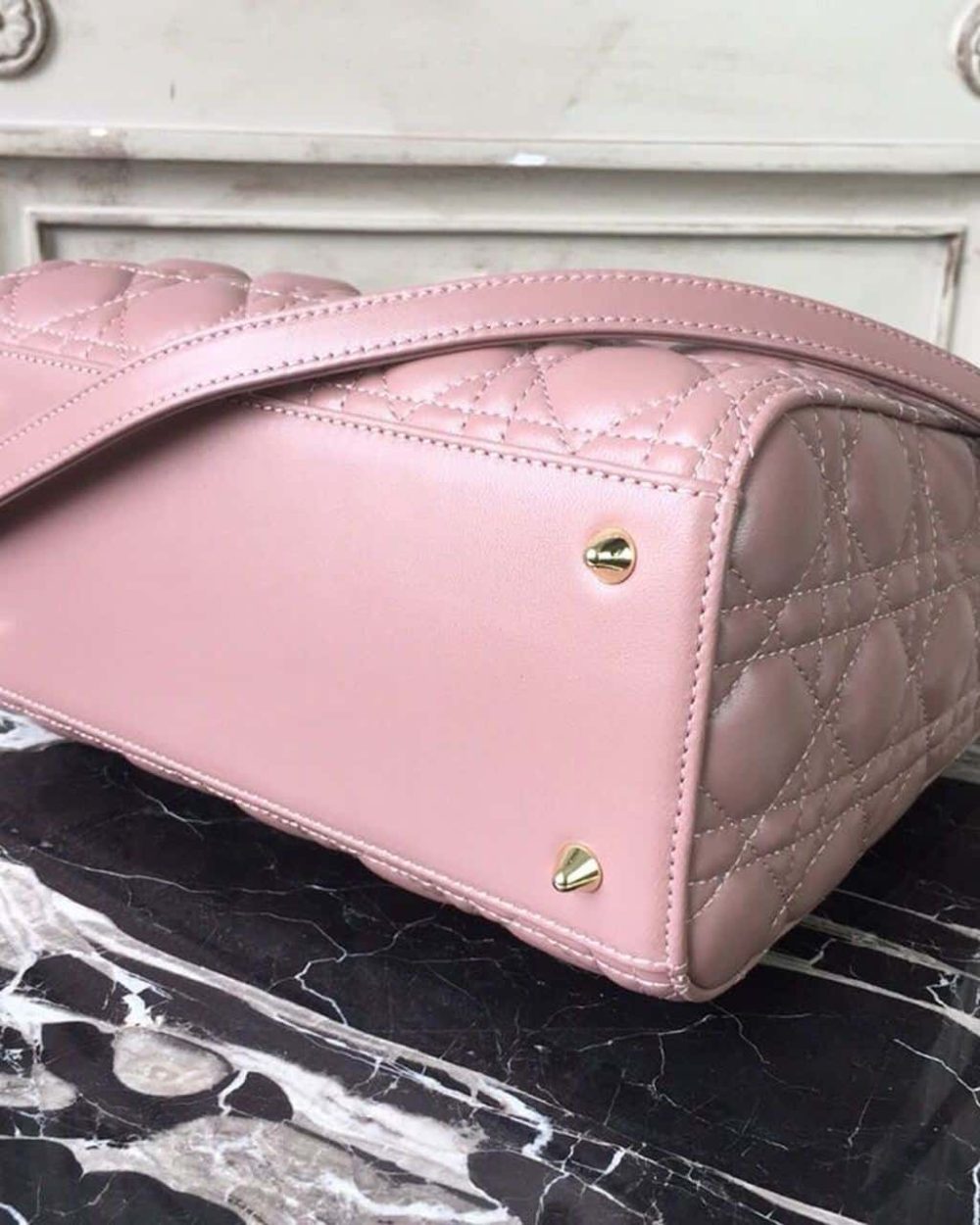 1:1 Replica Christian Dior Medium Lady Dior Bag Gold Toned Hardware Dusty Pink For Women 24cm/9in CD